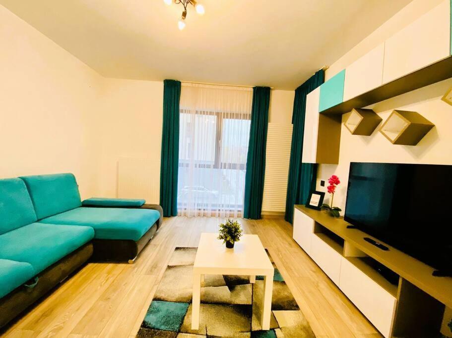 Blue Plaza Studio Apartment Bucureşti Ngoại thất bức ảnh